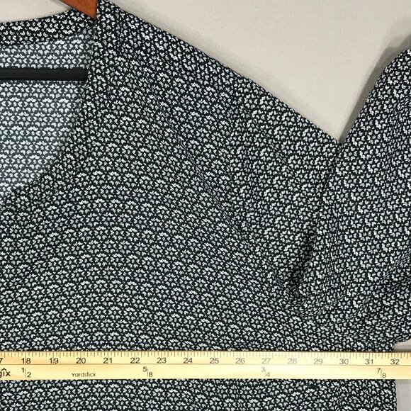 Catherines Top Womens 4X Black White Geometric Button Up Shirt 3/4 Sleeve Blouse - Picture 12 of 14